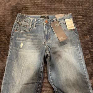 1822 Skinny Jeans